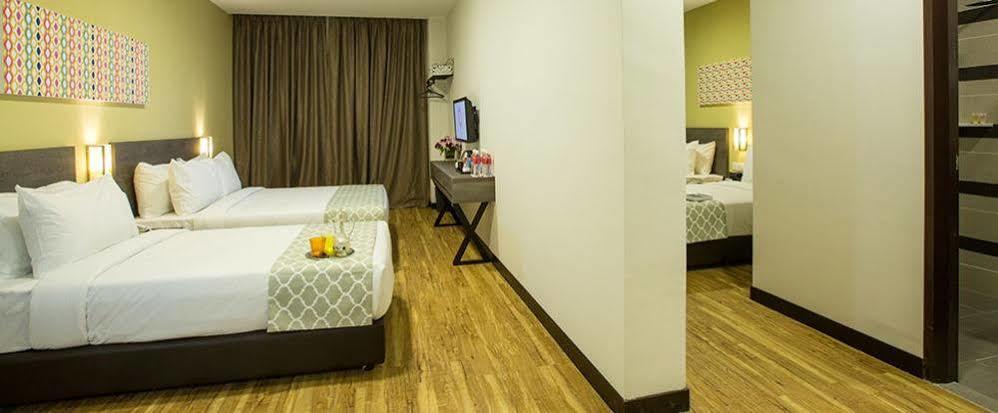 טאנה מרה Humaira Hotel מראה חיצוני תמונה